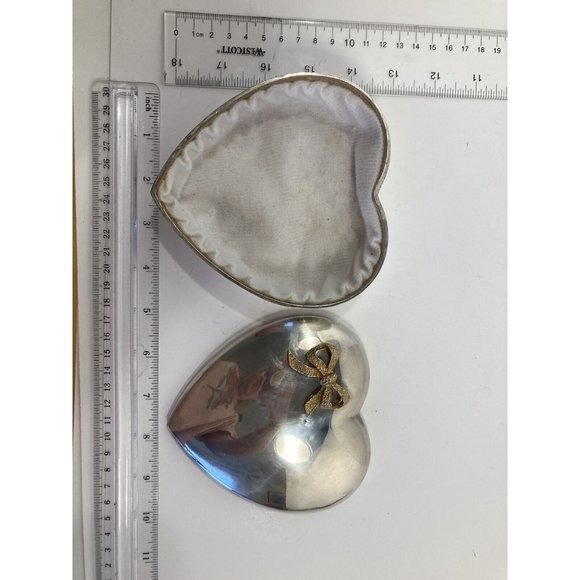 Vintage Silver Tone Heart Shaped Box with Gold Tone Bow Made in Hong Kong - Picture 3 of 11